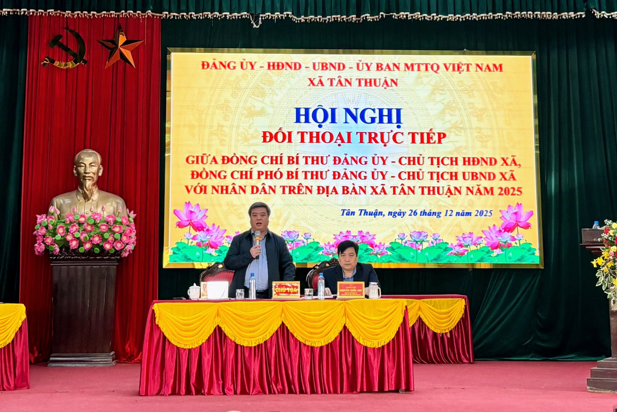 Xã Tân Thuận tổ chức tiếp xúc, đối thoại trực tiếp giữa người đứng đầu cấp uỷ, chính quyền với nhân dân