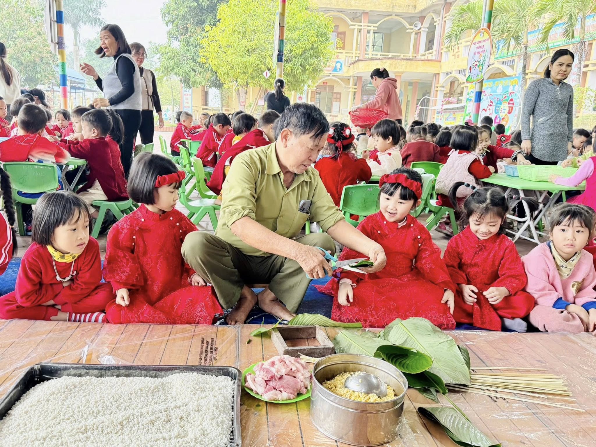 Tưng bừng hoạt động trải nghiệm “Bé vui đón Tết” ở các trường mầm non xã Tân Thuận