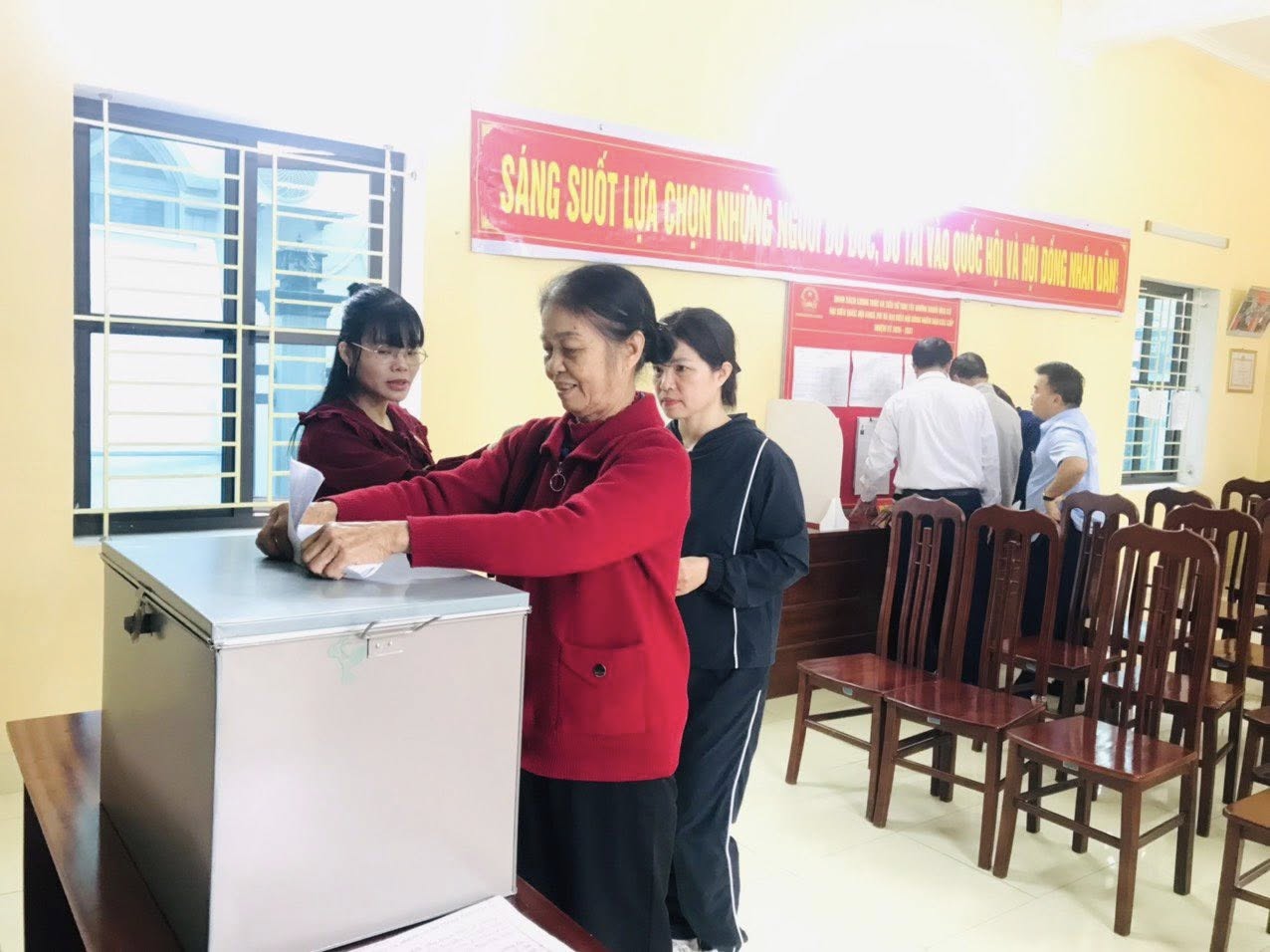 Vận hành thử nghiệm chương trình khai mạc và thực hành quy trình bỏ phiếu bầu cử