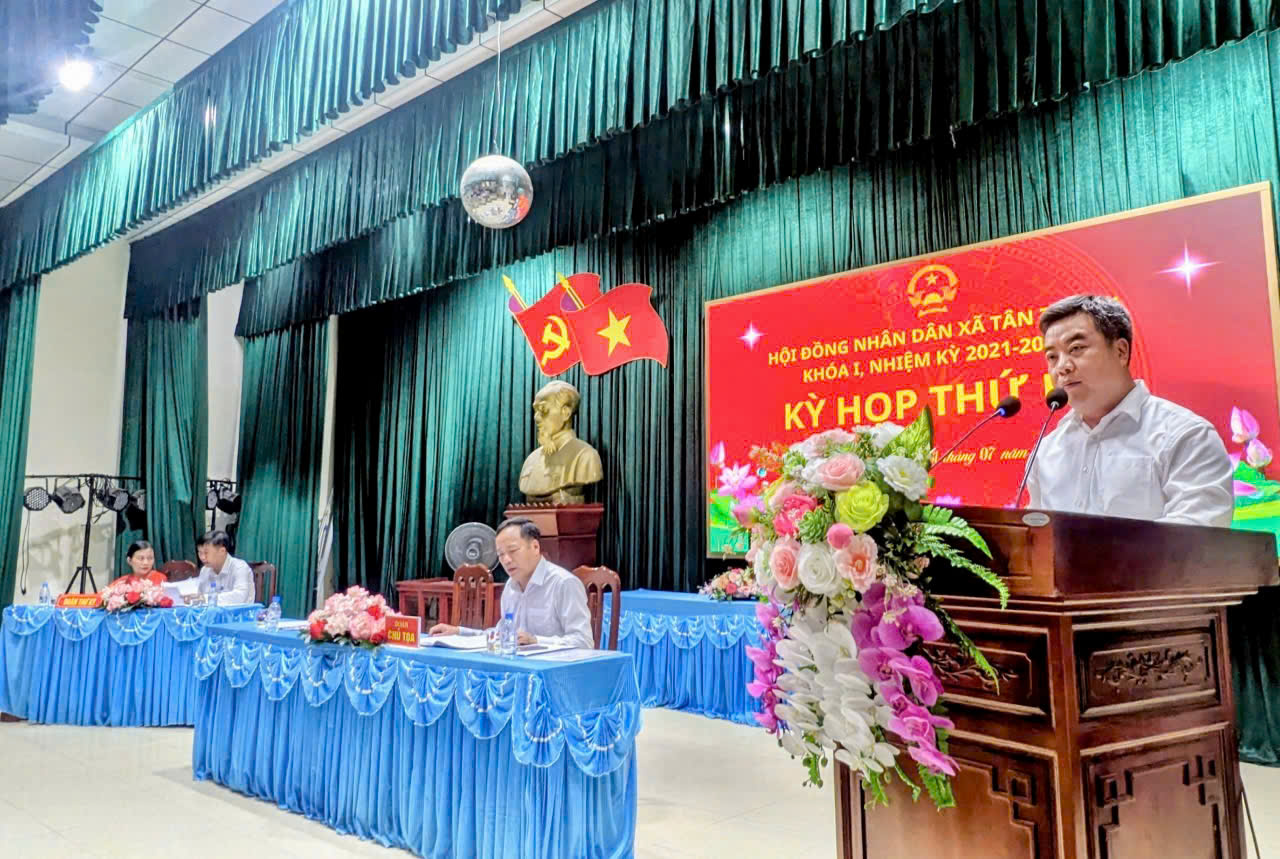 Hội đồng nhân dân xã Tân Thuận khoá I tổ chức kỳ họp thứ Hai