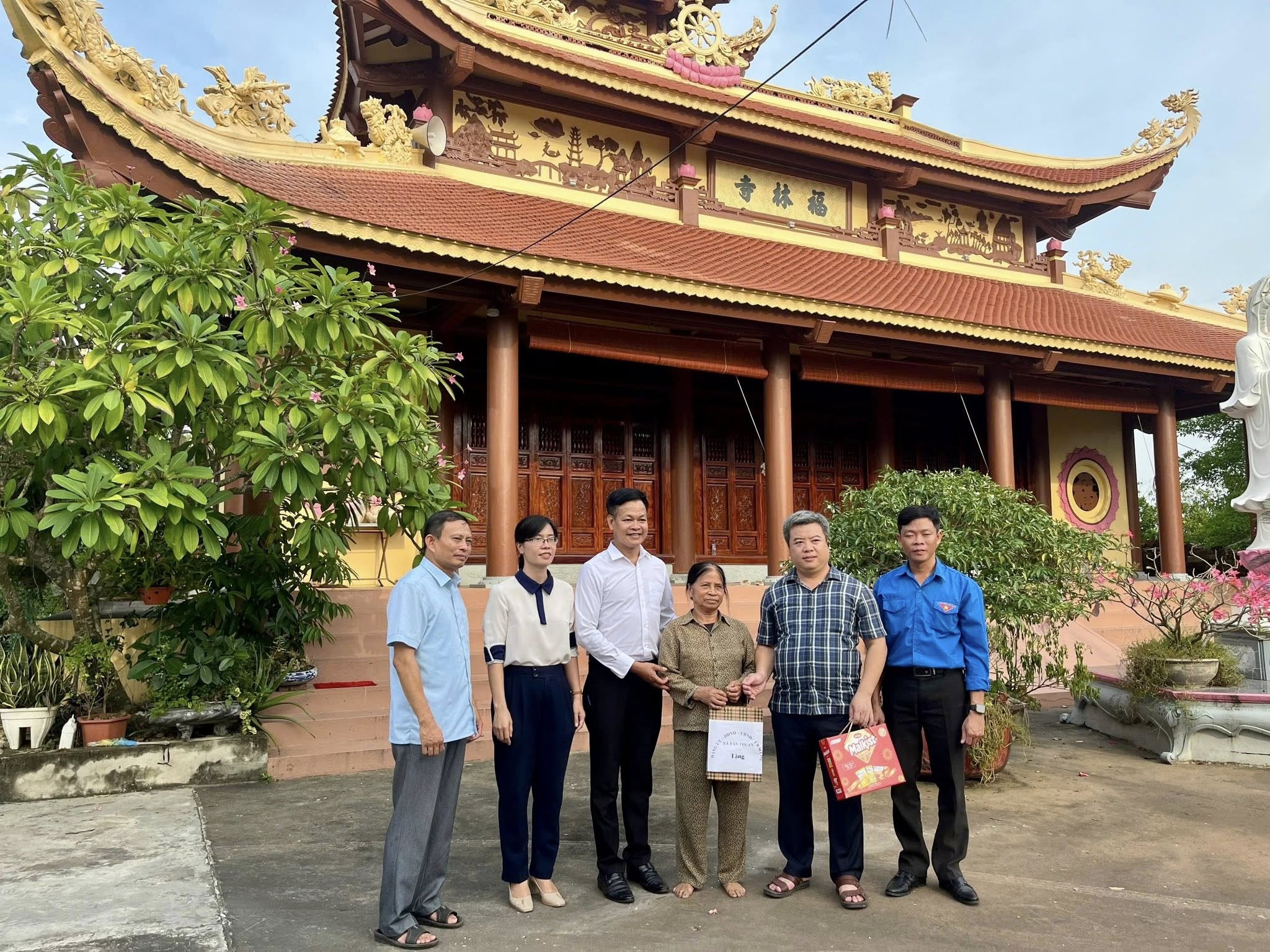 Mùa trăng tròn yêu thương cho thiếu niên, nhi đồng có hoàn cảnh khó khăn