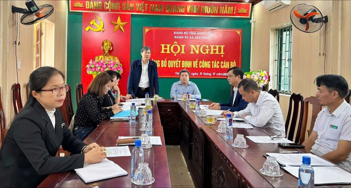 Ban Xây dựng Đảng làm việc với đoàn khảo sát công tác xây dựng Đảng của Ban Tổ chức Tỉnh ủy