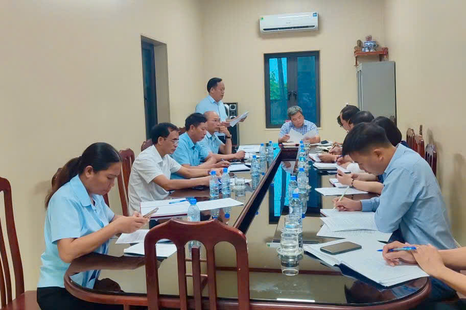 Thường trực Hội đồng nhân dân xã Tân Thuận giao ban quý III với các ban Hội đồng nhân dân, tổ đại biểu Hội đồng nhân dân