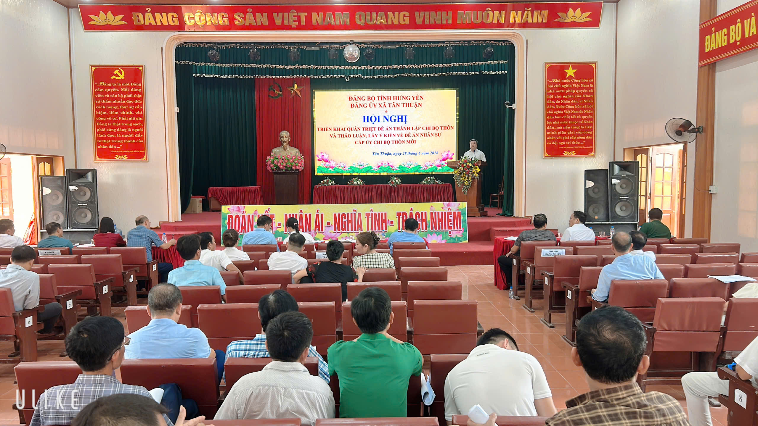   Đảng ủy xã Tân Thuận lấy ý kiến đề án nhân sự cấp ủy chi bộ thôn mới