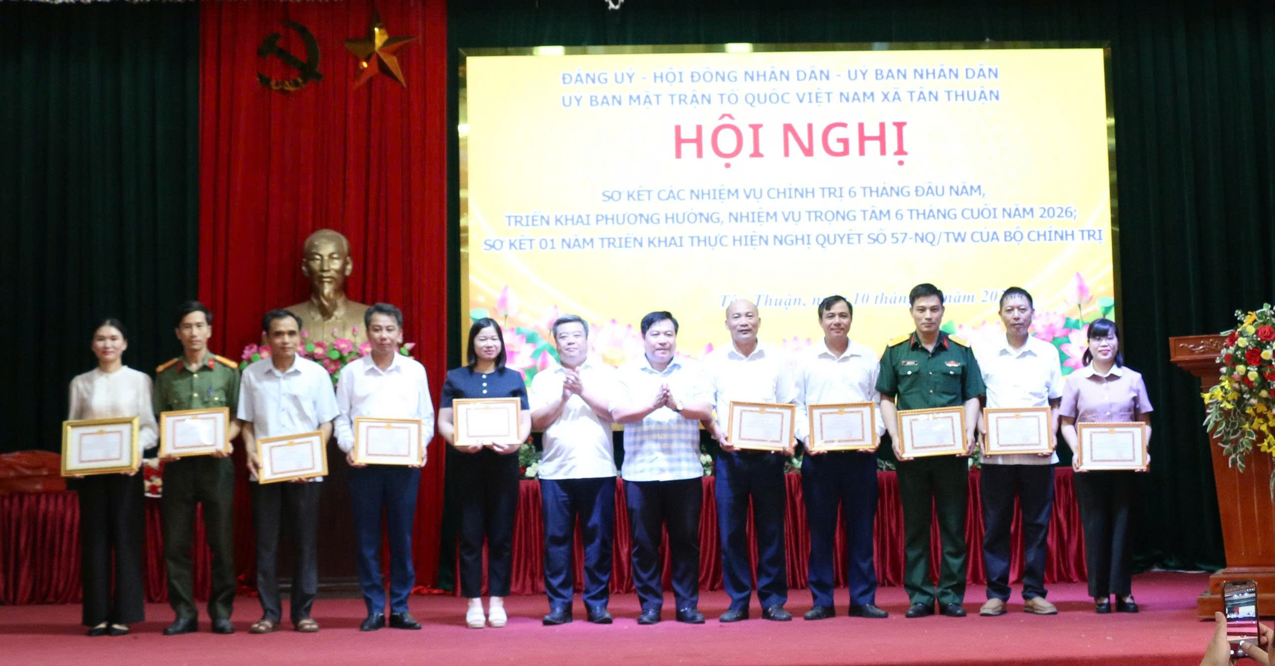   Đảng ủy xã Tân Thuận sơ kết các nhiệm vụ chính trị 6 tháng đầu năm