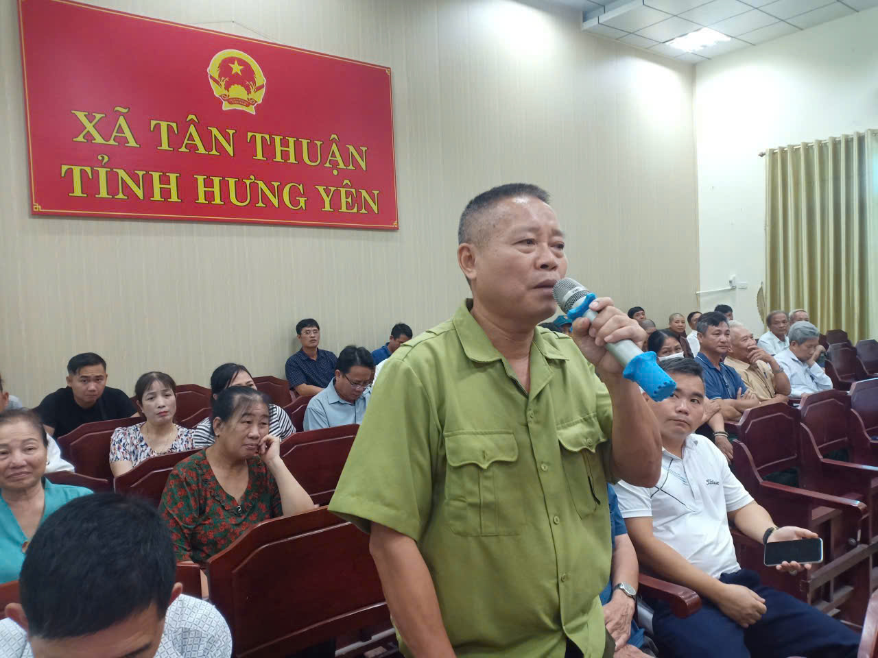  Cử tri xã Tân Thuận gửi gắm nhiều ý kiến, kiến nghị trước kỳ họp thường lệ giữa năm 2026 của Hội đồng nhân dân xã khóa II